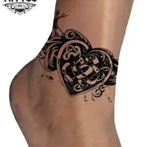 tatouage-ephemere-cheville-coeur-tendance-durable tatouage-ephemere-cheville-coeur-tendance-durable