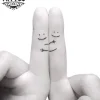 tatouage ephémère doigt couple amoureux dessin romantique tatouage ephémère doigt couple amoureux dessin romantique