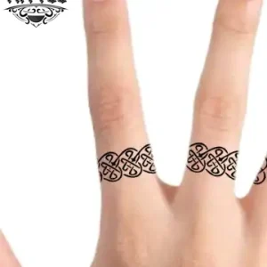 tatouage-ephemere-bague-pour-doigt-style-bijou-tatouage-doigt tatouage-ephemere-bague-pour-doigt-style-bijou-tatouage-doigt