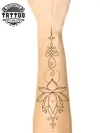 tatouage-ephemere-avant-bras-femme-fleur-de-lotus-elegant-temporaire