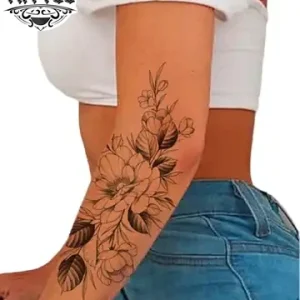 tatouage-bras-ephemere-motif-fleur-realiste tatouage-bras-ephemere-motif-fleur-realiste
