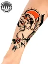 tatouage-bras-ephemere-homme-pin-up-vintage