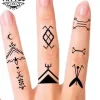 tatouage-ephemere-doigt-motif-berbere tatouage-ephemere-doigt-motif-berbere
