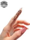 tatouage-ephemere-doigt-bougie-illuminee tatouage-ephemere-doigt-bougie-illuminee