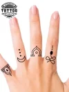 tatouage ephemere doigt femme design elegant et tendance tatouage ephemere doigt femme design elegant et tendance