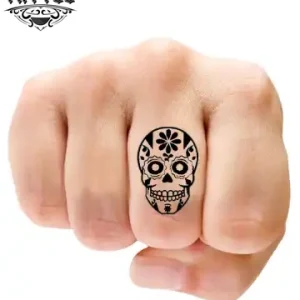 tatouage-doigt-ephemere-homme-mort-design-discret-tendance