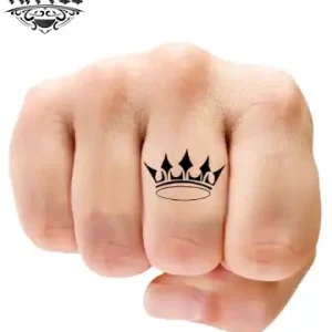 tatouage-ephemere-doigt-design-king-longue-tenue tatouage-ephemere-doigt-design-king-longue-tenue