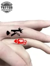 tatouage-doigt-ephemere-king-queen-design-royal-mains tatouage-doigt-ephemere-king-queen-design-royal-mains
