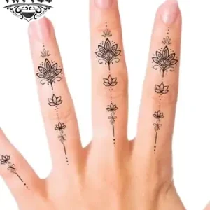 tatouage éphémère doigt oriental femme élégant chic