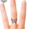 tatouage-ephemere-doigt-papillon-elegant-style tatouage-ephemere-doigt-papillon-elegant-style