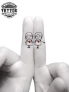 tatouage-ephemere-doigt-soeur-style-amical tatouage-ephemere-doigt-soeur-style-amical