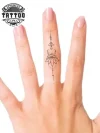 tatouage ephemere unalome doigt decoration temporaire poetique spirituelle tatouage ephemere unalome doigt decoration temporaire poetique spirituelle