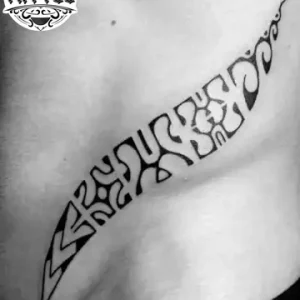 tatouage-ephemere-hanche-homme-tattoo-trendy tatouage-ephemere-hanche-homme-tattoo-trendy
