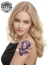 tatouage epaule joker ephemere style unique audacieux