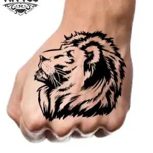tatouage-main-ephemere-homme-lion-realiste tatouage-main-ephemere-homme-lion-realiste