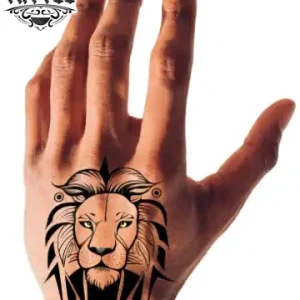 tatouage-main-ephemere-motif-lion-realiste