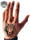 tatouage-main-ephemere-loup-realiste