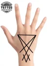 tatouage-main-ephemere-marilyn-manson-design tatouage-main-ephemere-marilyn-manson-design