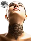 tatouage ephémère mandala pour le cou design artistique