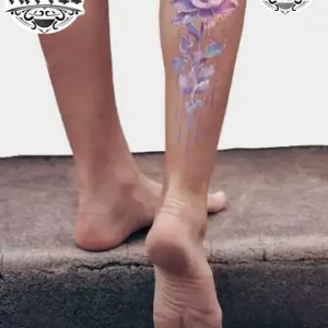 tatouage-mollet-ephemere-femme-fleur-de-lotus tatouage-mollet-ephemere-femme-fleur-de-lotus