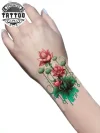 tatouage poignet nénuphar éphémère fleur water lily