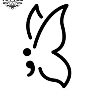 tatouage-ephemere-papillon-point-virgule-style-unique tatouage-ephemere-papillon-point-virgule-style-unique