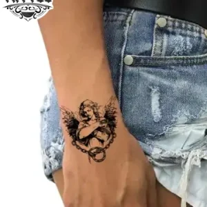 tatouage-poignet-ephemere-ange-design-elegant-temporaire tatouage-poignet-ephemere-ange-design-elegant-temporaire