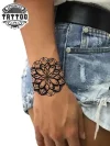 tatouage-poignet-ephemere-femme-mandala-design-artiste