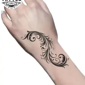tatouage-poignet-femme-éphémère-plume-élegant-durable tatouage-poignet-femme-éphémère-plume-élegant-durable