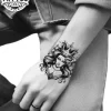 tatouage-poignet-ephemere-queen-tattoo-temporaires-elegance-royale tatouage-poignet-ephemere-queen-tattoo-temporaires-elegance-royale