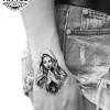 tatouage-poignet-ephemere-design-vierge tatouage-poignet-ephemere-design-vierge