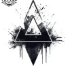 tatouage-temporaire-cou-design-triangle-singulier tatouage-temporaire-cou-design-triangle-singulier